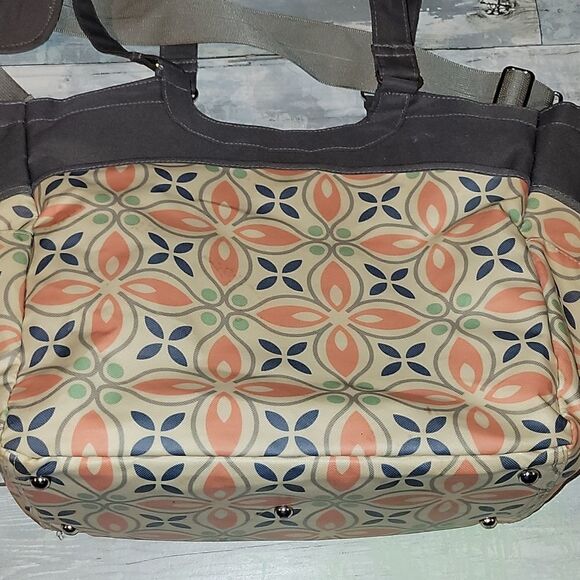 JJ Cole Floral Diaper Bag - Picture 5 of 6
